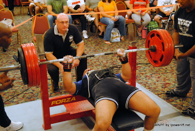 To be an iPOWERLIFT CLUB member your lift is certified that the lift was completed and judged a good lift by official powerlifting judges.